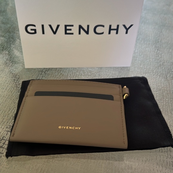 Givenchy 4G Card Holder - Picture 4 of 12